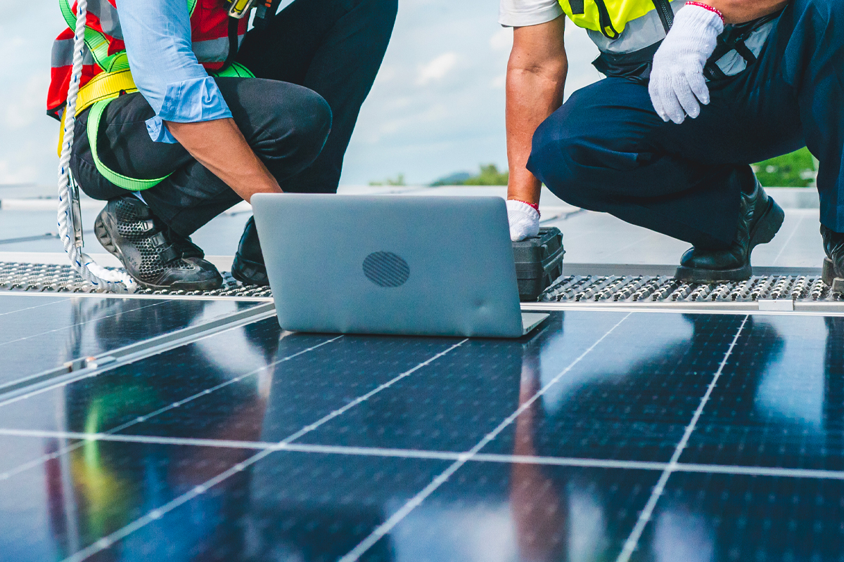 Quanto sono utili per il risparmio energetico i pannelli fotovoltaici per le aziende?